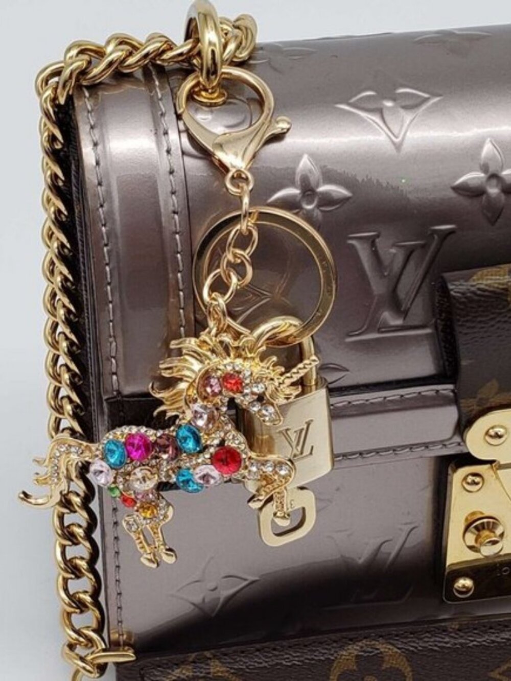Louis Vuitton Gold Lock & Key 🔑 Authentic LV Unbranded Horse Keychain Charm - Picture 3 of 7